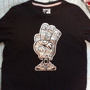 Adidas shirt 10-12 boys, great condition